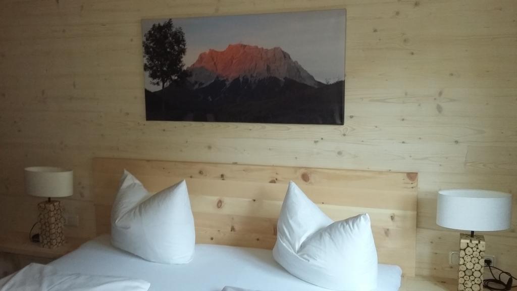 Appartements Alpenland Lermoos Habitación foto