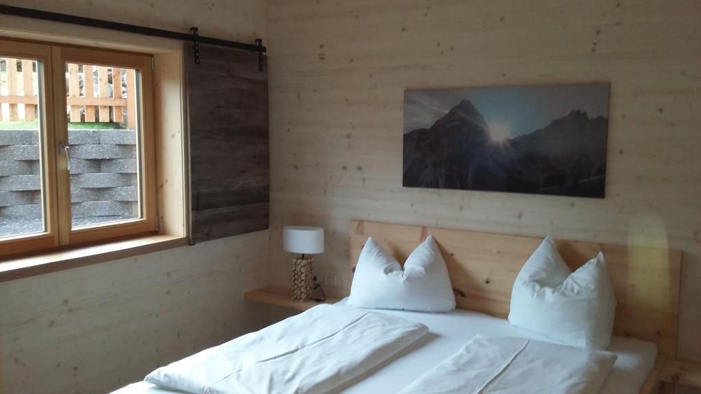 Appartements Alpenland Lermoos Habitación foto