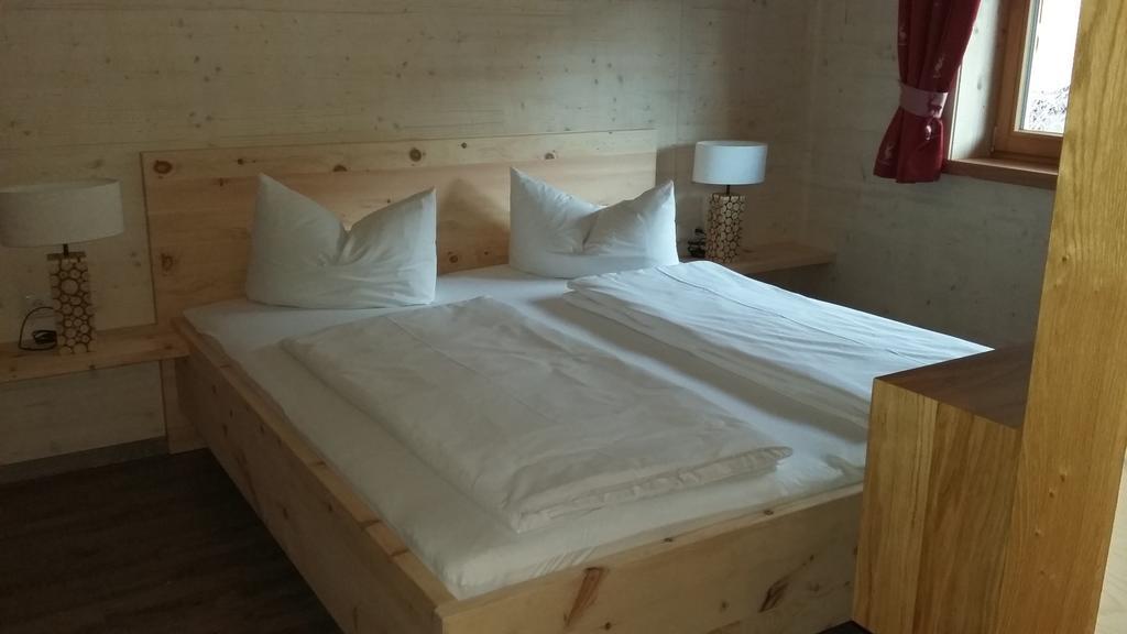 Appartements Alpenland Lermoos Habitación foto