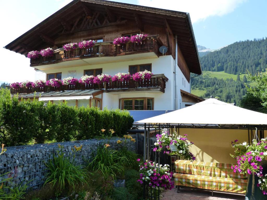 Appartements Alpenland Lermoos Exterior foto